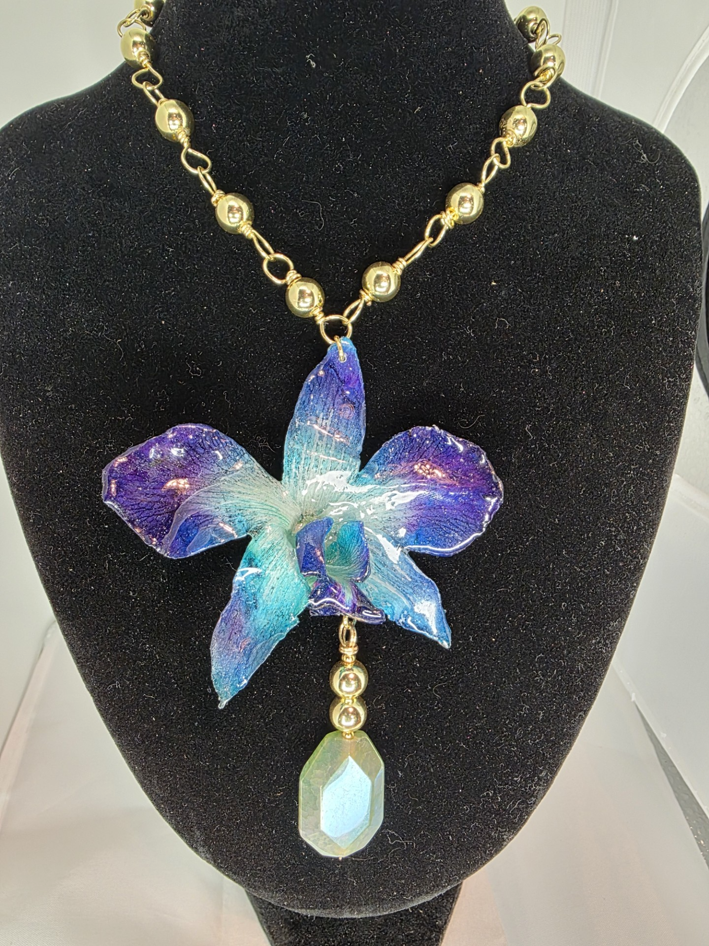 Orquidea Azul y Ágata