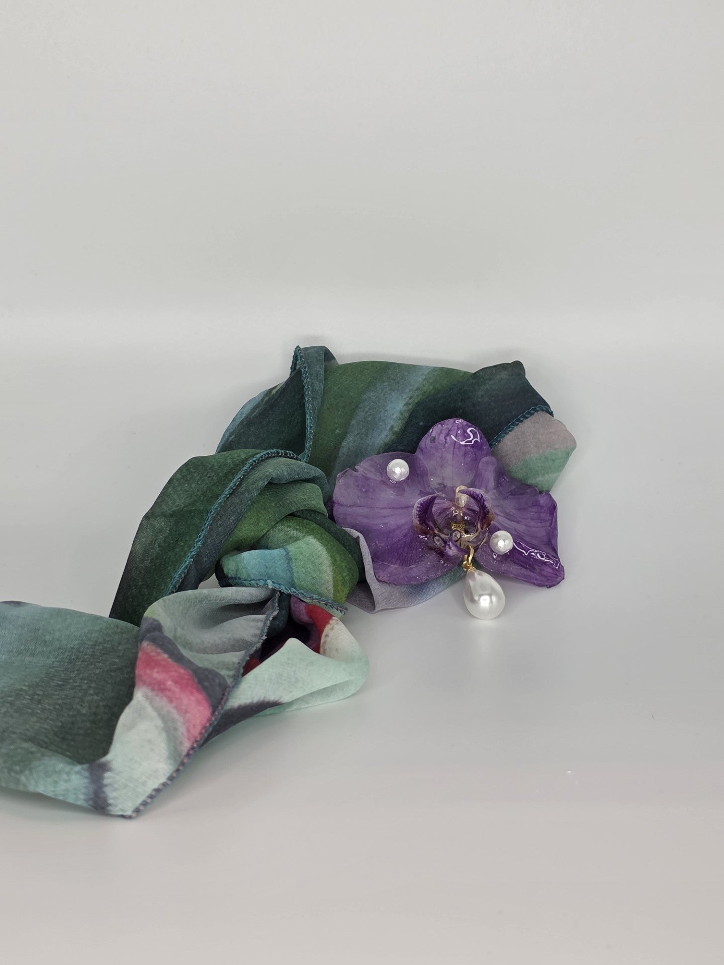 Prendedor Vanda con Perlas