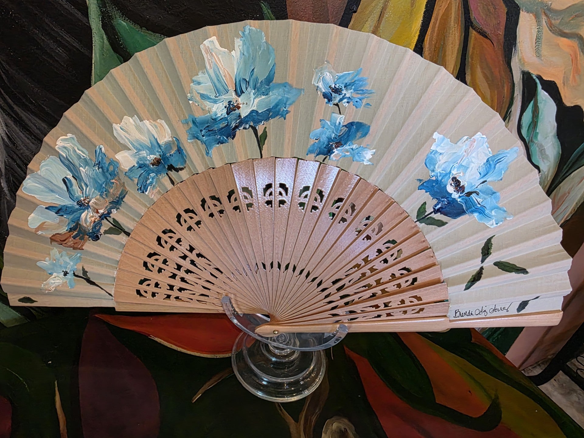 Abanicos 27cms madera